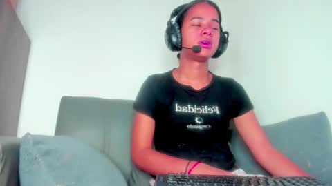 Snapshot of meghansusex chatting on 02.28.26 Meghan Alexandra Susex Fenty online show from 02.28.26