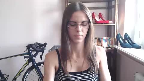 Snapshot of megi_erotic chatting on 05.04.26 Megi online show from 05.04.26