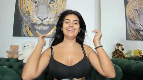 Snapshot of megpalmer chatting on 11.25.25 megpalmer online show from 11.25.25