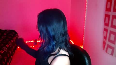 Snapshot of mei04_ chatting on 02.25.26 Melissa online show from 02.25.26