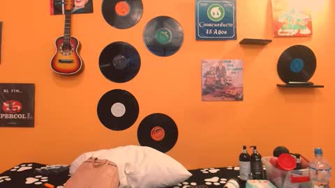 MEIS online show from 11.21.25