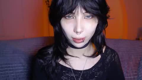 Snapshot of meitenshi chatting on 11.03.25 mori3 online show from 11.03.25