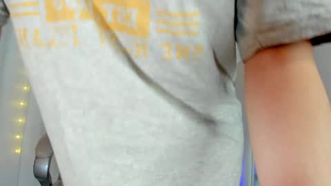 Snapshot of mel_18_ chatting on 01.23.25 A N D R E A online show from 01.23.25