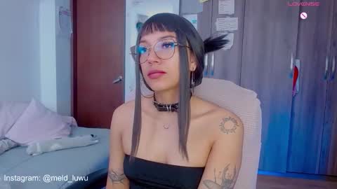 Melissa  -  -  Please help me to reach 100 thumbs up online show from 02.02.26