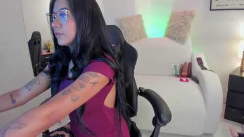 melan_owen online show from 07.04.26