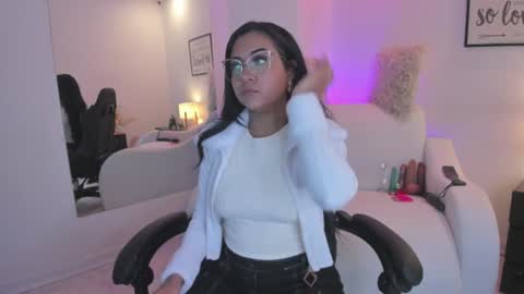 melan_owen online show from 07.06.26