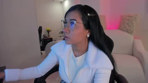 melan_owen online show from 07.12.26