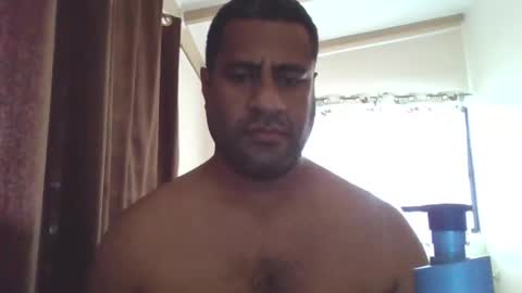 IslandBoy online show from 02.02.25