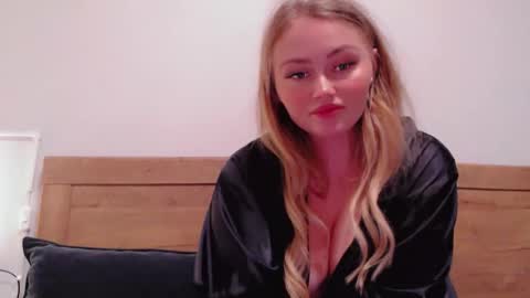 Melania online show from 04.09.26