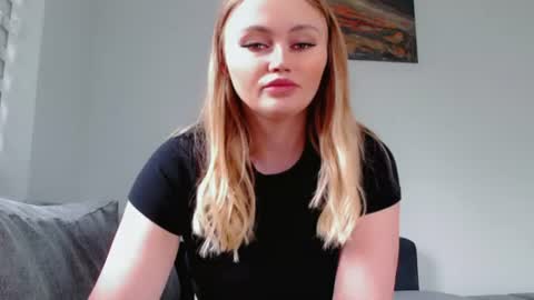 Melania online show from 06.12.26