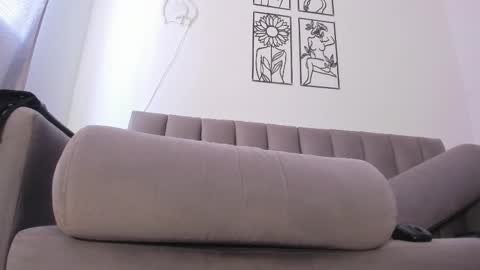 melani greyy online show from 10.28.25