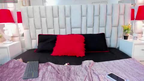 melani hom online show from 09.17.25