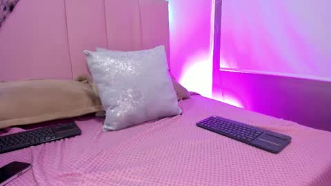 Snapshot of melani_xc chatting on 11.01.25 MELANI - online show from 11.01.25