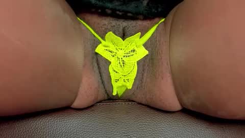 Snapshot of melania_browis chatting on 11.13.25 Melania online show from 11.13.25