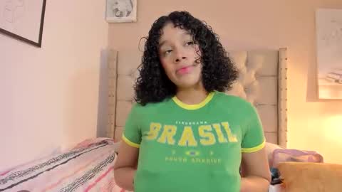 melania_xtreme online show from 10.24.25