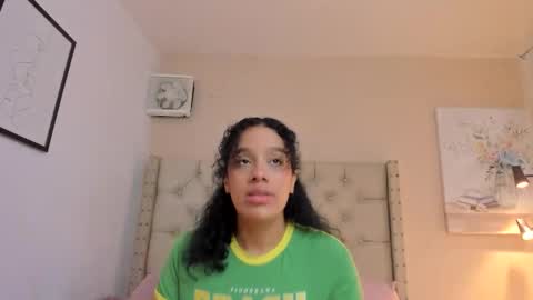 melania_xtreme online show from 05.15.26