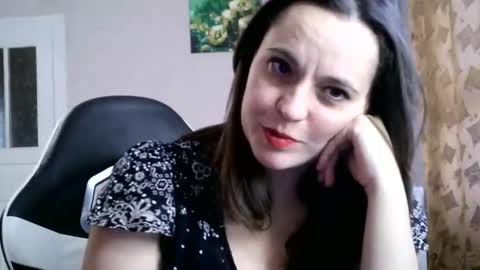 Snapshot of melaniahhoty chatting on 10.26.25 Melaniahhoty online show from 10.26.25