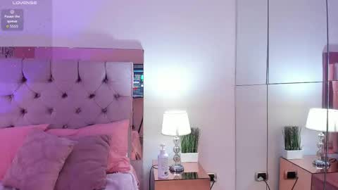 Melanie online show from 09.11.25