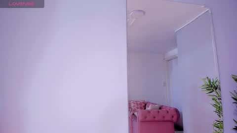 Melanie Miller online show from 03.02.25