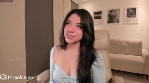 Snapshot of melanie_owo chatting on 05.30.26 Melanie online show from 05.30.26