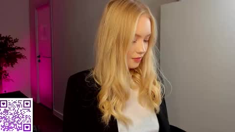 Melanie online show from 09.21.25