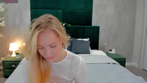 Melanie online show from 11.20.25