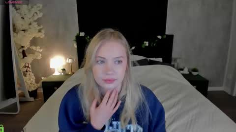 Melanie online show from 12.02.25