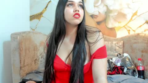 Melaniecooper online show from 01.14.25