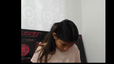 Snapshot of melaniegates06 chatting on 10.10.25 melaniegates06 online show from 10.10.25