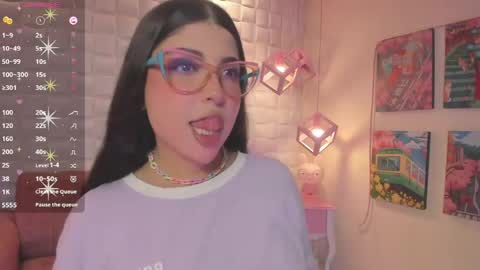 Snapshot of melaniegrayx chatting on 05.20.26 melaniegrayx online show from 05.20.26