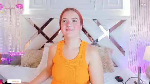 Snapshot of melanieklaus2 chatting on 06.09.26 MELANIE online show from 06.09.26
