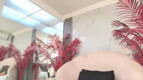 Snapshot of melaniepatton chatting on 09.23.25 Melanie online show from 09.23.25