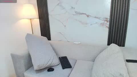 Snapshot of melaniepatton chatting on 11.08.25 Melanie online show from 11.08.25