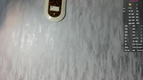 Snapshot of melanierioss_ chatting on 11.01.25 online show from 11.01.25