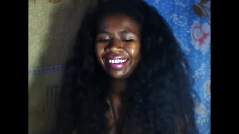 Snapshot of melanih chatting on 02.05.25 melanih online show from 02.05.25
