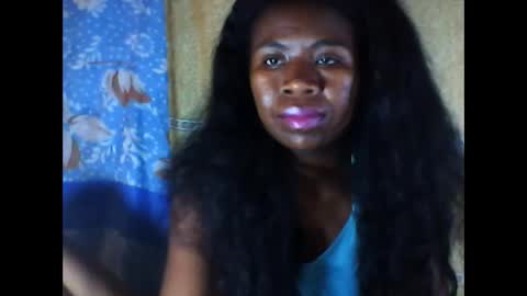 Snapshot of melanih chatting on 02.17.25 melanih online show from 02.17.25