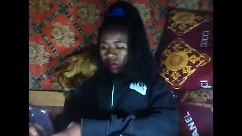 Snapshot of melanih chatting on 09.24.25 melanih online show from 09.24.25