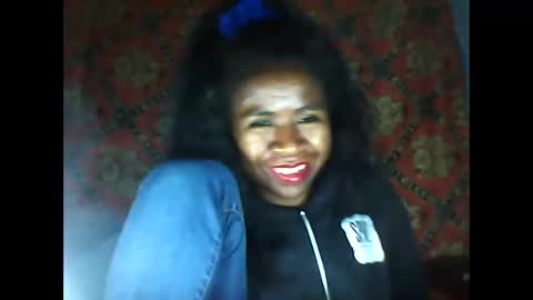Snapshot of melanih chatting on 09.25.25 melanih online show from 09.25.25