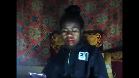 Snapshot of melanih chatting on 09.27.25 melanih online show from 09.27.25