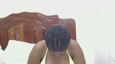 Snapshot of melanin_juicey8 chatting on 04.21.26 melanin_juicey8 online show from 04.21.26