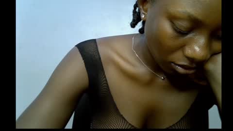 Snapshot of melanine_floral chatting on 01.29.25 Praiz online show from 01.29.25