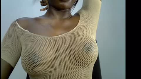 Snapshot of melanine_floral chatting on 02.04.25 Praiz online show from 02.04.25