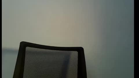 Snapshot of melanine_floral chatting on 02.20.25 Praiz online show from 02.20.25