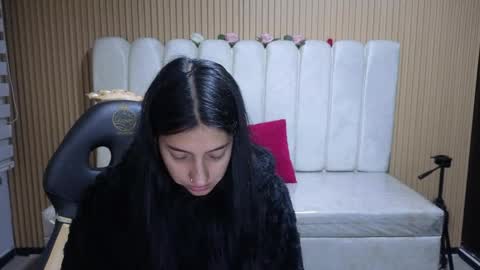melanny_petite online show from 04.16.26