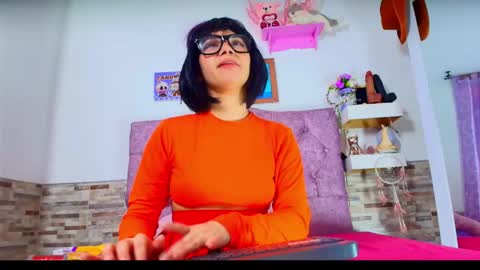 Snapshot of melannytaylor_1 chatting on 11.29.25 Melanny taylor online show from 11.29.25