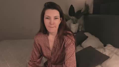 Snapshot of melany_jass chatting on 11.27.25 Melany online show from 11.27.25