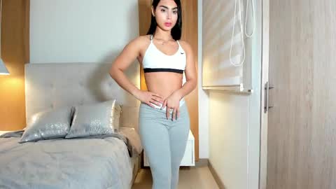 Melany online show from 04.28.26