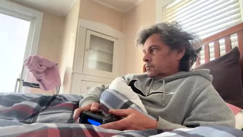 Tan lines online show from 01.28.25