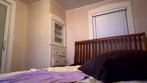 Tan lines online show from 01.16.26