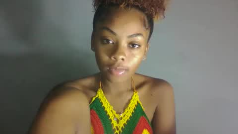 meliana98 online show from 10.21.25